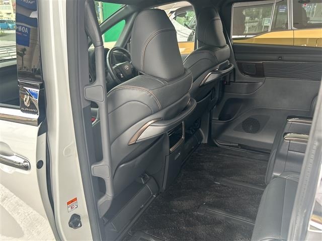 Toyota ALPHARD 2024 8205980-6