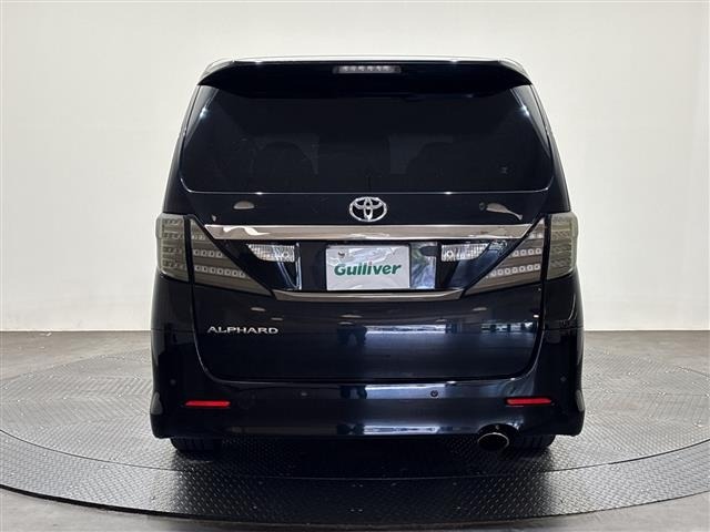 Toyota ALPHARD 2008 8206008-8