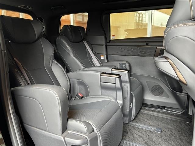 Toyota ALPHARD 2025 8206362-19