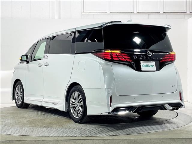 Toyota ALPHARD 2024 8206507-10