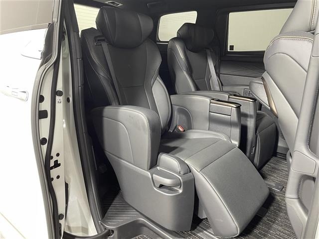Toyota ALPHARD 2024 8206507-5