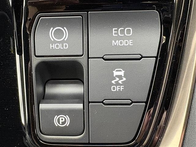 Toyota ALPHARD 2026 8206528-8
