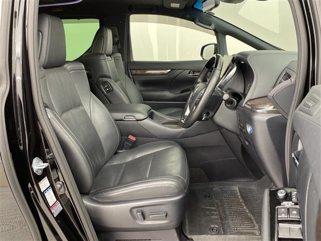 Toyota ALPHARD 2022 8206595-1