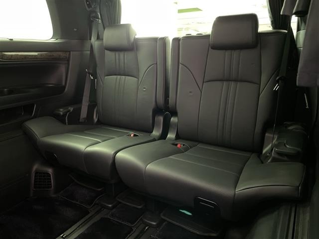Toyota ALPHARD 2022 8206595-9