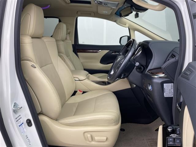 Toyota ALPHARD 2021 8206631-1