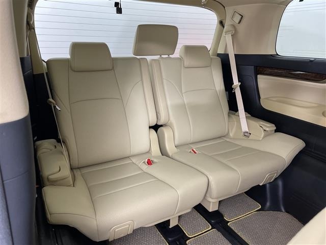 Toyota ALPHARD 2021 8206631-8