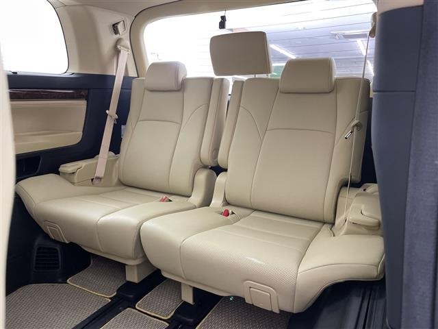Toyota ALPHARD 2021 8206631-9