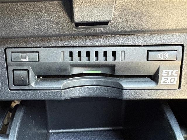 Toyota ALPHARD 2021 8206982-5