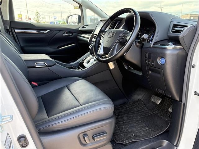 Toyota ALPHARD 2021 8206982-8