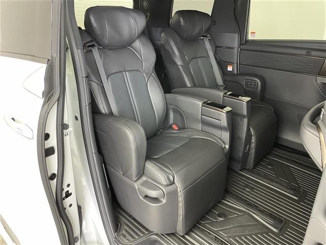 Toyota ALPHARD 2024 8207128-4