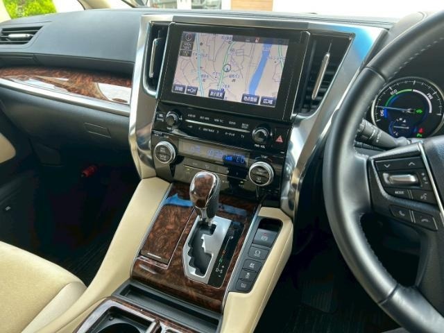 Toyota ALPHARD 2018 8207151-16