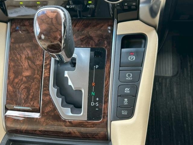 Toyota ALPHARD 2018 8207151-21