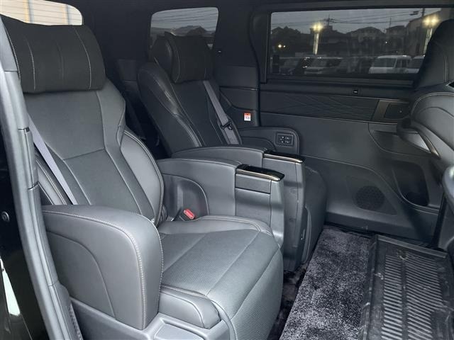 Toyota ALPHARD 2025 8207257-8