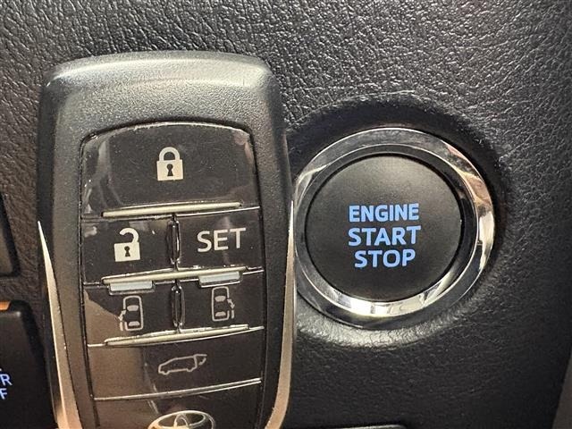 Toyota ALPHARD 2021 8207331-3