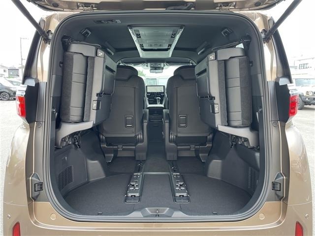 Toyota ALPHARD 2026 8207395-11
