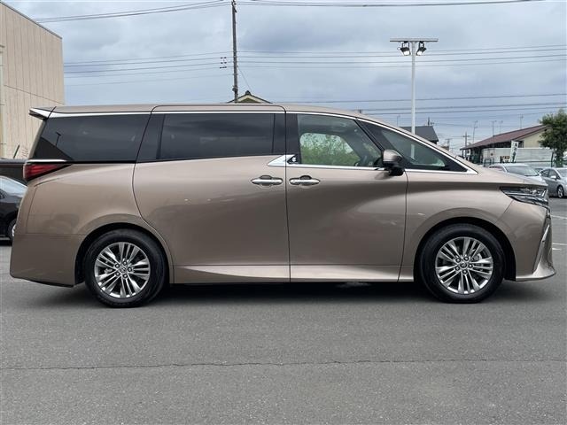 Toyota ALPHARD 2026 8207395-22