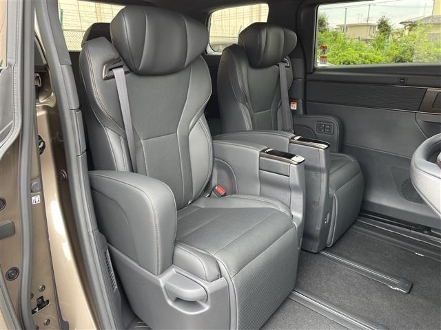 Toyota ALPHARD 2026 8207395-9