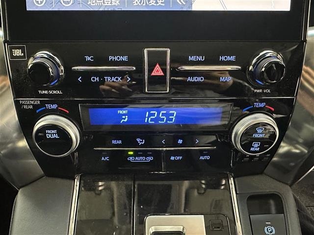 Toyota ALPHARD 2022 8207476-5