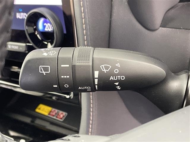 Toyota ALPHARD 2023 8207477-3