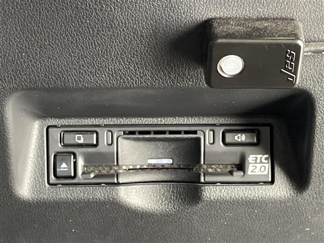 Toyota ALPHARD 2023 8207477-8