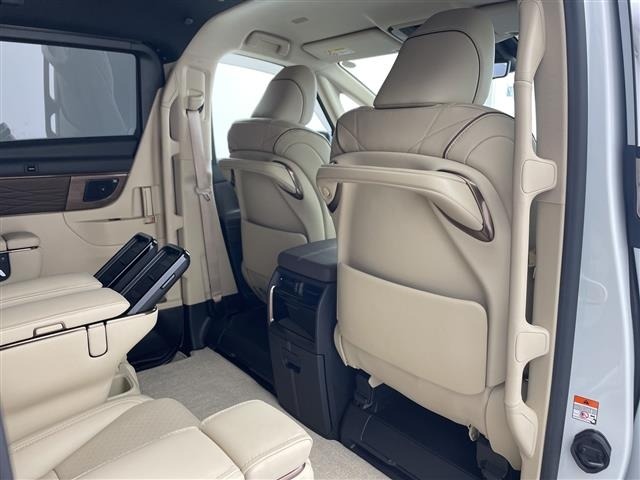 Toyota ALPHARD 2024 8207518-5