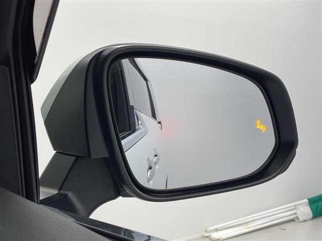 Toyota ALPHARD 2023 8207550-17