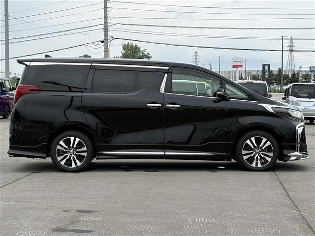 Toyota ALPHARD 2021 8207622-4