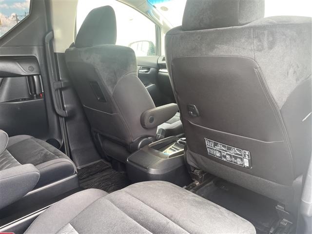 Toyota ALPHARD 2018 8207767-20