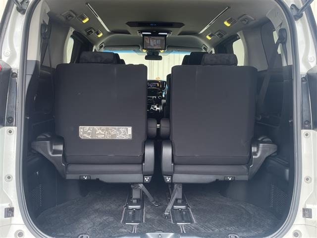 Toyota ALPHARD 2018 8207767-4
