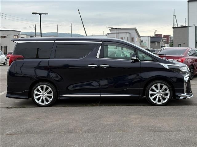 Toyota ALPHARD 2018 8207783-2