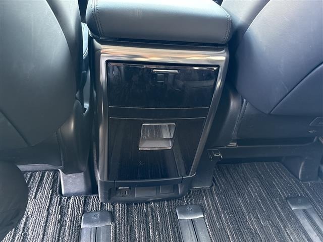Toyota ALPHARD 2021 8207967-6