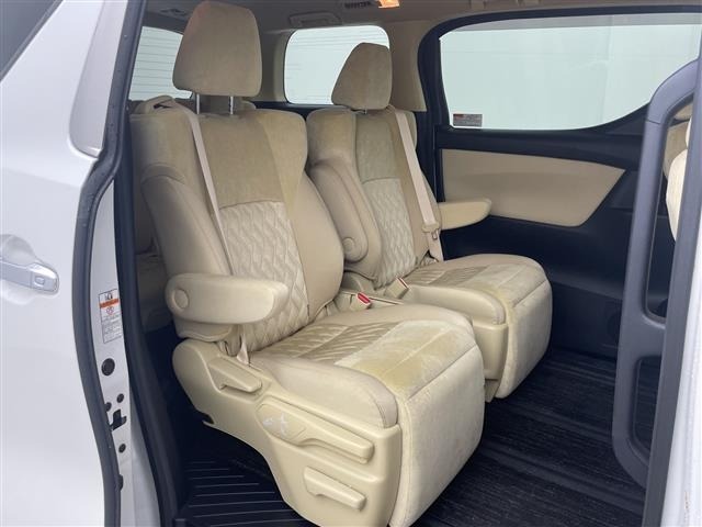 Toyota ALPHARD 2021 8207982-3