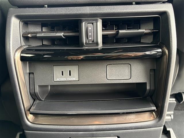 Toyota ALPHARD 2023 8208084-4