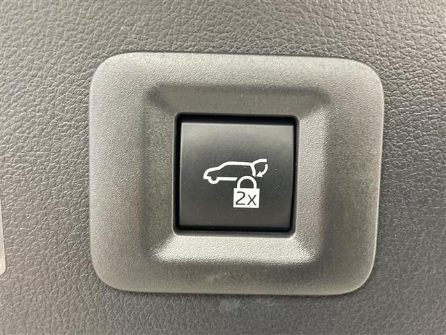 Toyota ALPHARD 2023 8208118-2