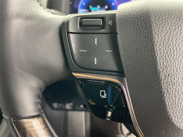 Toyota ALPHARD 2023 8208118-7