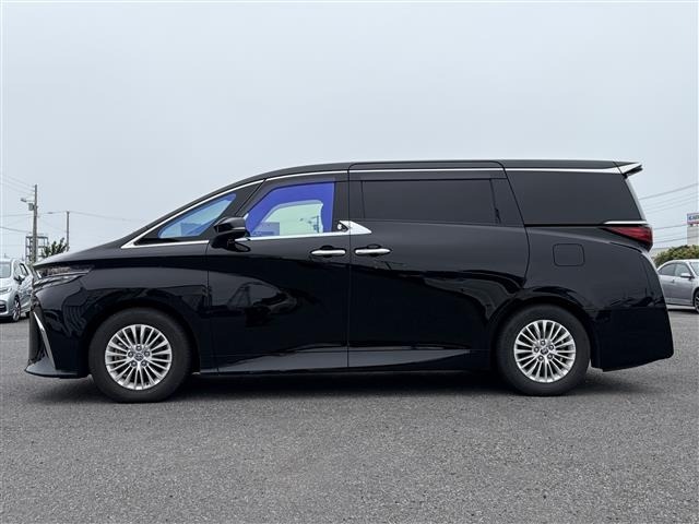 Toyota ALPHARD 2023 8208229-18