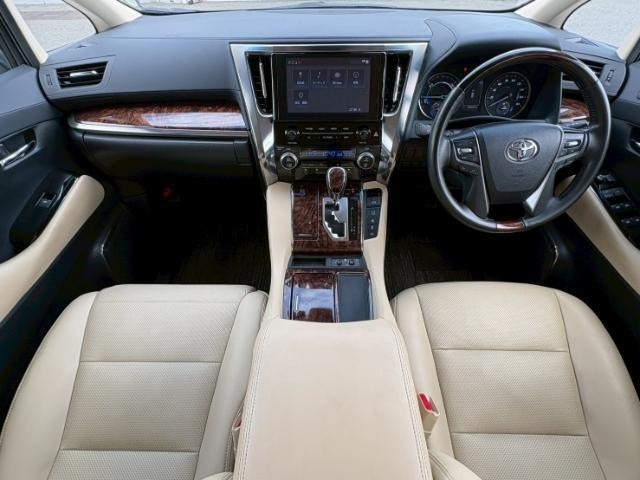 Toyota ALPHARD 2021 8208310-14