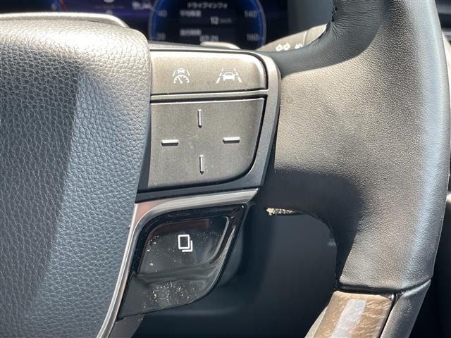 Toyota ALPHARD 2023 8208349-5