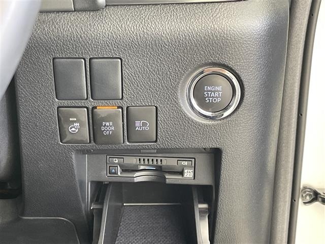 Toyota ALPHARD 2023 8208442-4