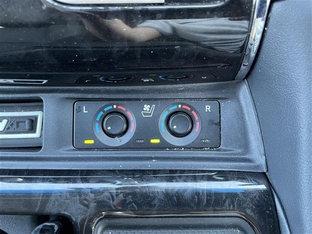 Toyota ALPHARD 2021 8208464-9