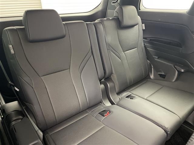 Toyota ALPHARD 2023 8208466-11
