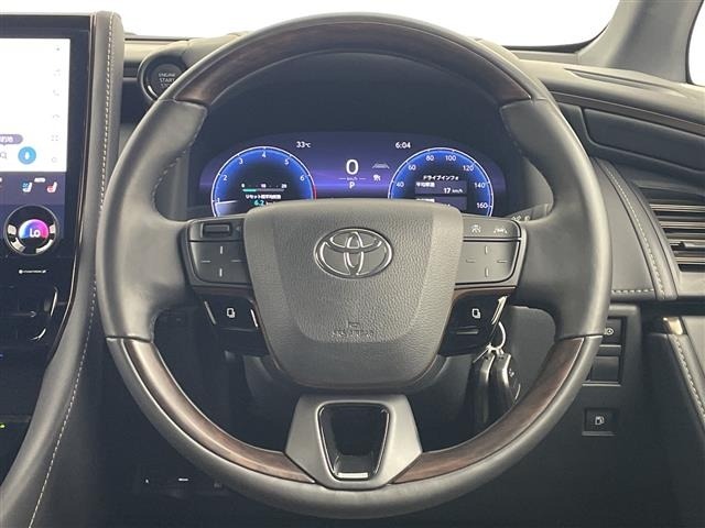 Toyota ALPHARD 2023 8208466-8