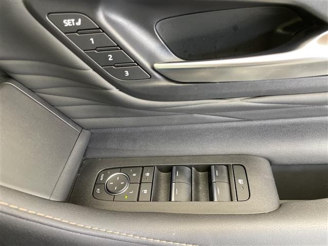 Toyota ALPHARD 2024 8208563-6