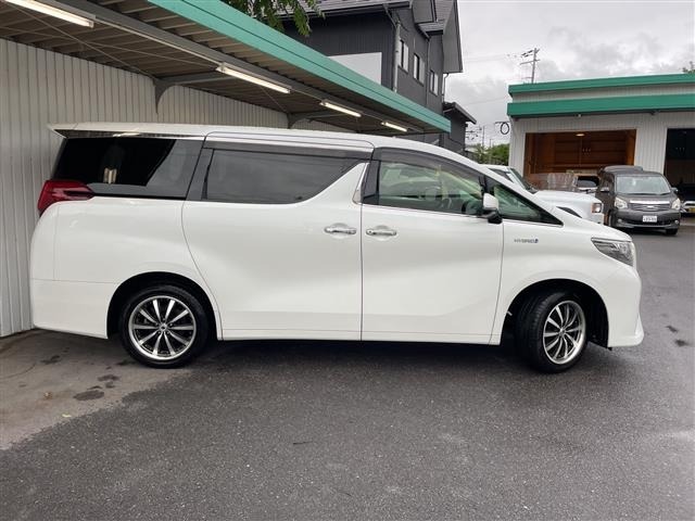 Toyota ALPHARD 2015 8208601-6