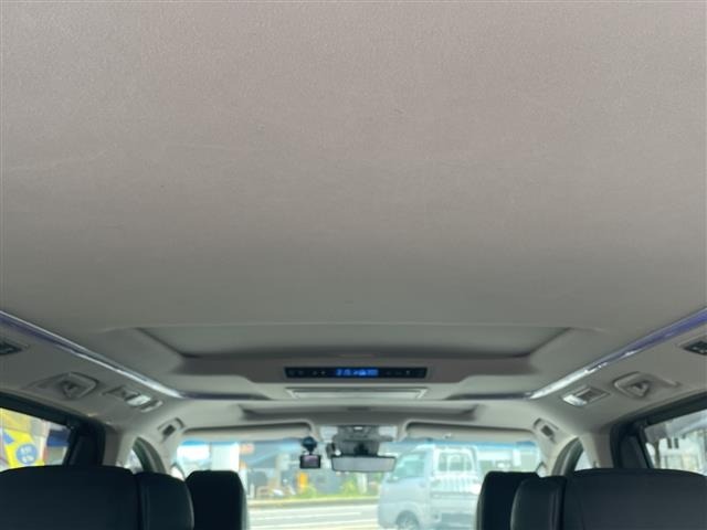 Toyota ALPHARD 2021 8209001-22