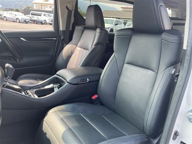 Toyota ALPHARD 2021 8209001-7