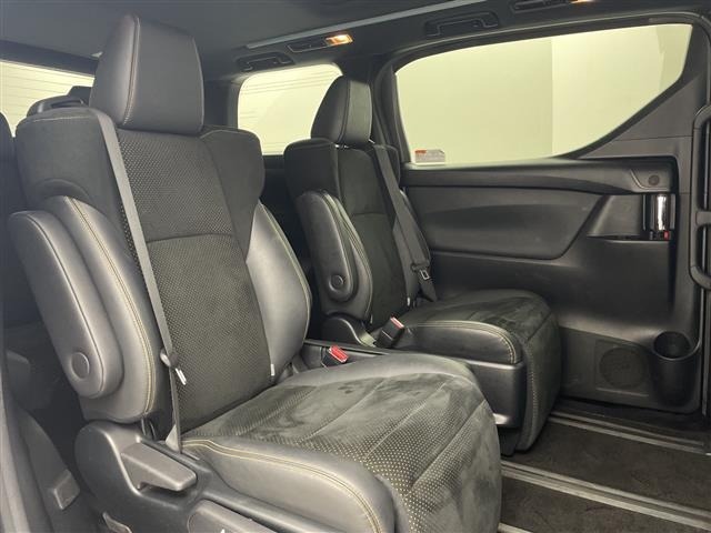 Toyota ALPHARD 2021 8209003-10
