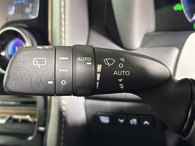Toyota ALPHARD 2023 8209047-14