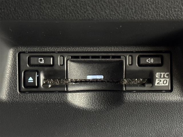Toyota ALPHARD 2023 8209047-9