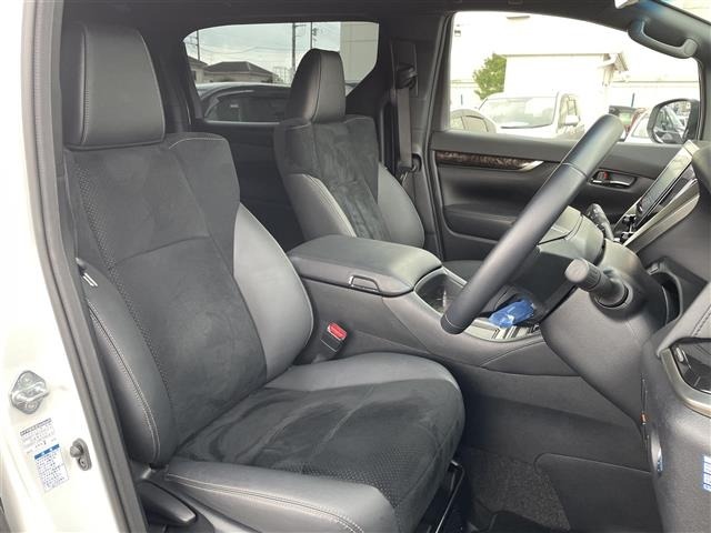 Toyota ALPHARD 2022 8209063-8